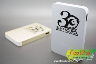 สกรีนพาวเวอร์แบงค์ LIGHT SOURCE
