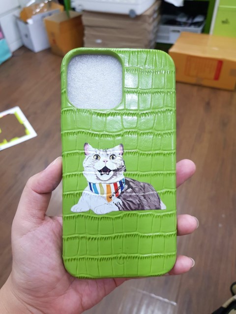 สกรีนเคสมือถือ รูปภาพสัตว์เลี้ยง เเมว