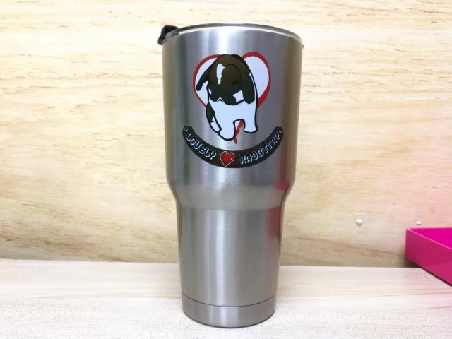 สกรีนแก้ว YETI ข้อความ LOVELY RABBITRY