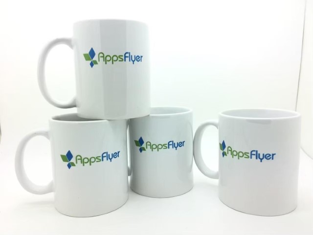 สกรีนแก้วมัคสีขาว AppsFlyer