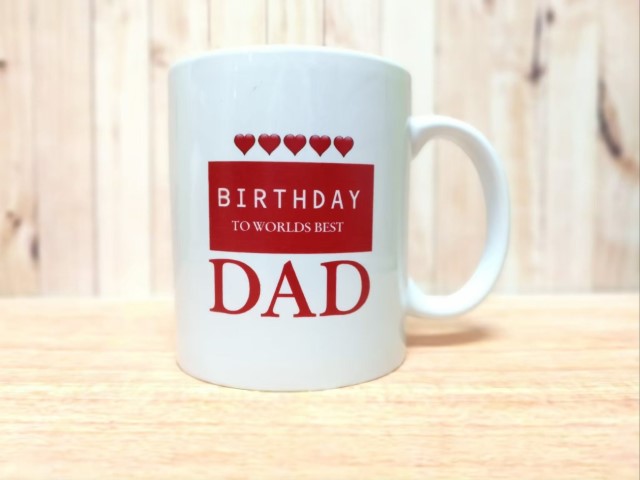 สกรีนแก้วมัคสีขาว ข้อความ BIRTHDAY