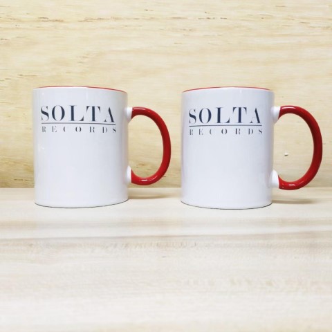 สกรีนแก้วมัคสีขาวข้อความ SOLTA