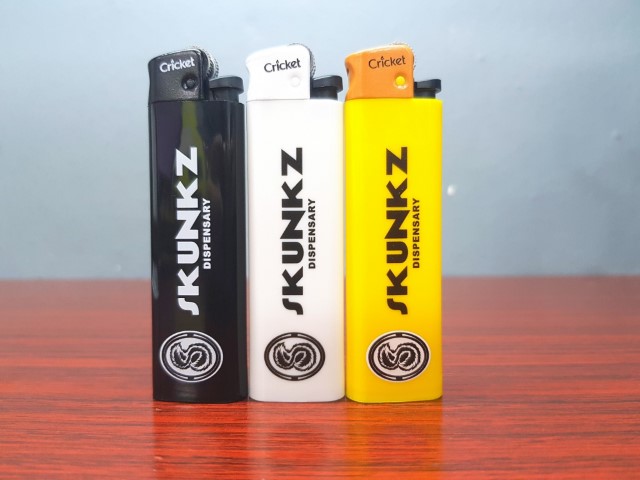 สกรีนไฟเเช็ค SKUNKZ