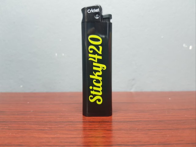 สกรีนไฟเเช็ค Sticky420