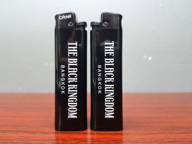 สกรีนไฟเเช็ค THE BLACK KINGDOM